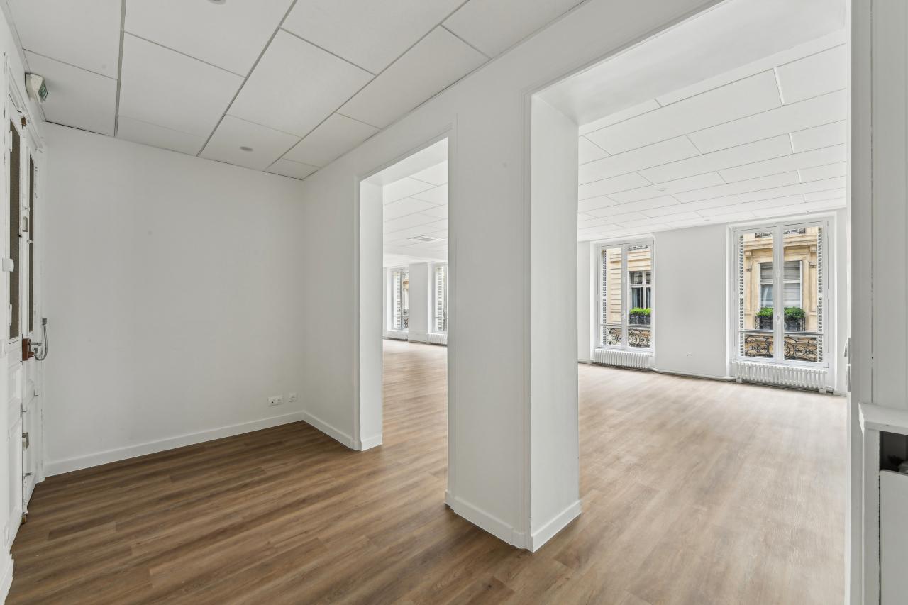 Bureau Paris 298m² Location bureau Paris OLBUR2316510 10